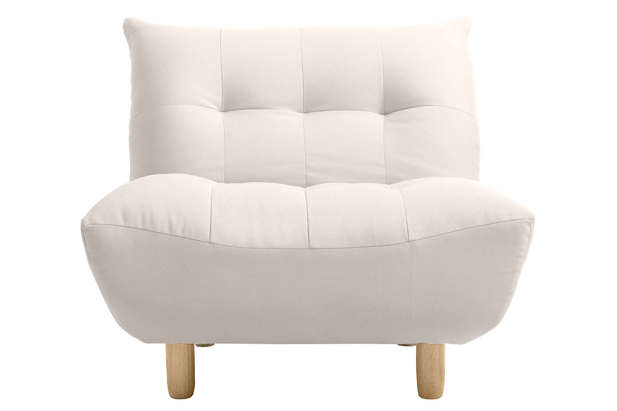 Fauteuil scandinave en tissu beige et bois clair YUMI