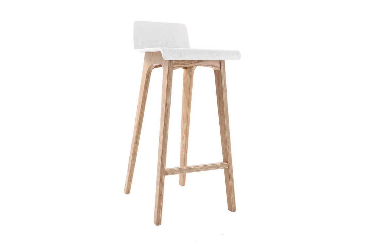 Tabourets de bar scandinaves blancs et bois clair H75 cm (lot de 2) BALTIK